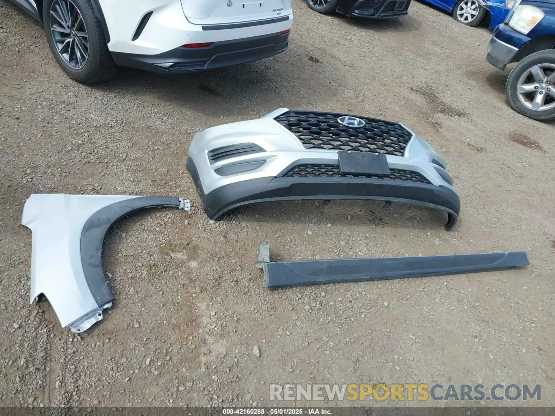 12 Photograph of a damaged car KM8J3CA46KU962082 HYUNDAI TUCSON 2019
