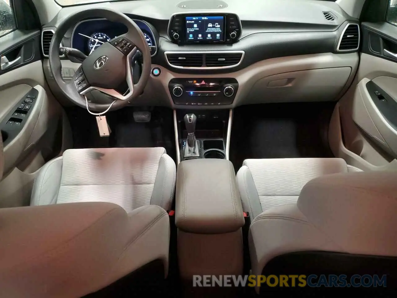 8 Photograph of a damaged car KM8J3CA47KU946022 HYUNDAI TUCSON 2019