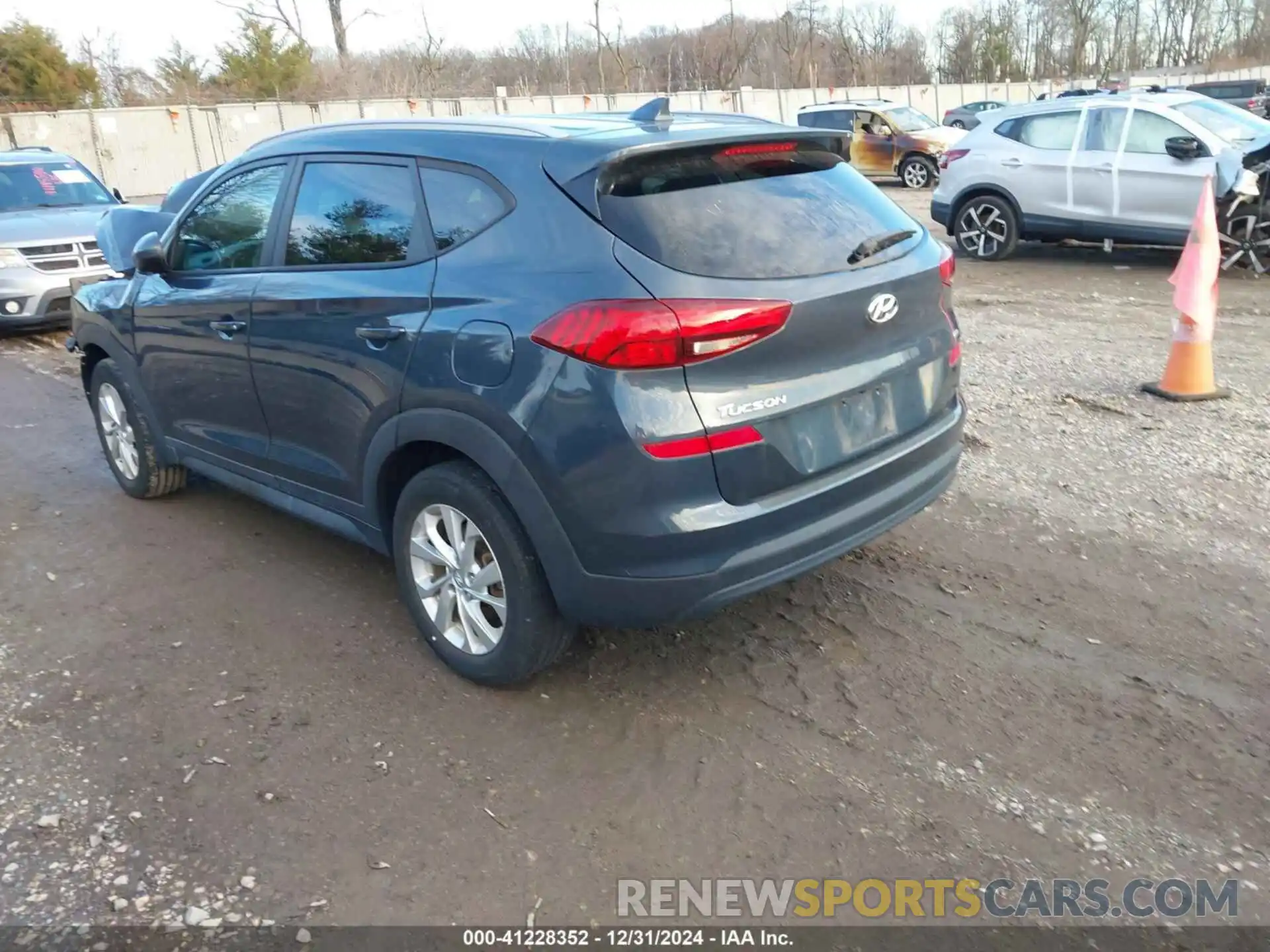 3 Photograph of a damaged car KM8J3CA48KU051820 HYUNDAI TUCSON 2019