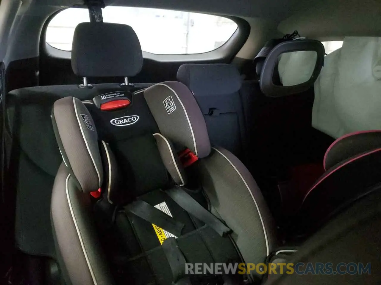 10 Photograph of a damaged car KM8J3CA48KU057536 HYUNDAI TUCSON 2019