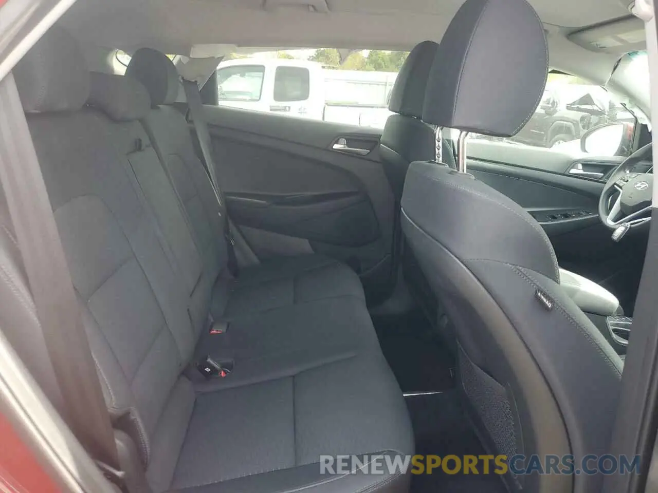 11 Photograph of a damaged car KM8J3CA48KU076572 HYUNDAI TUCSON 2019