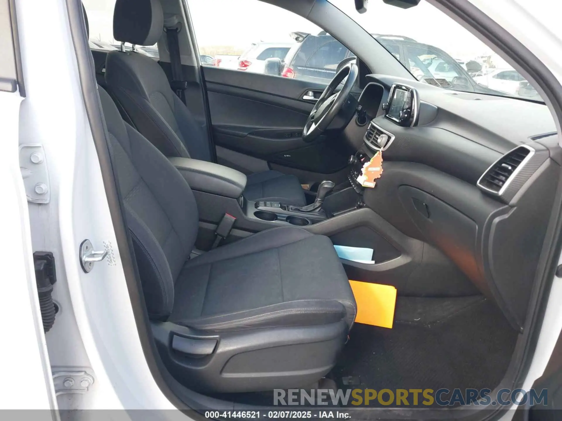 5 Photograph of a damaged car KM8J3CAL2KU949093 HYUNDAI TUCSON 2019