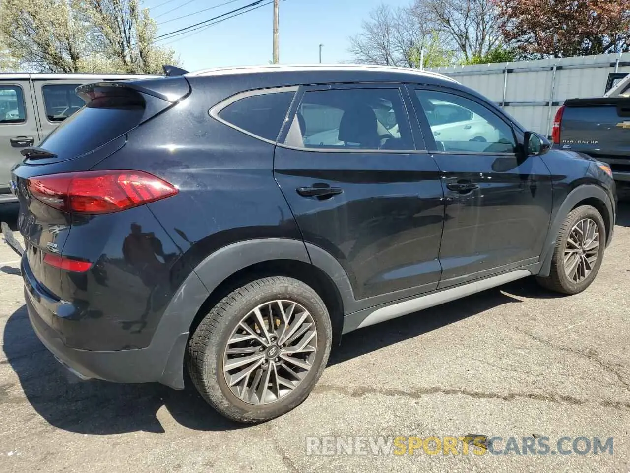 3 Photograph of a damaged car KM8J3CAL3KU962242 HYUNDAI TUCSON 2019
