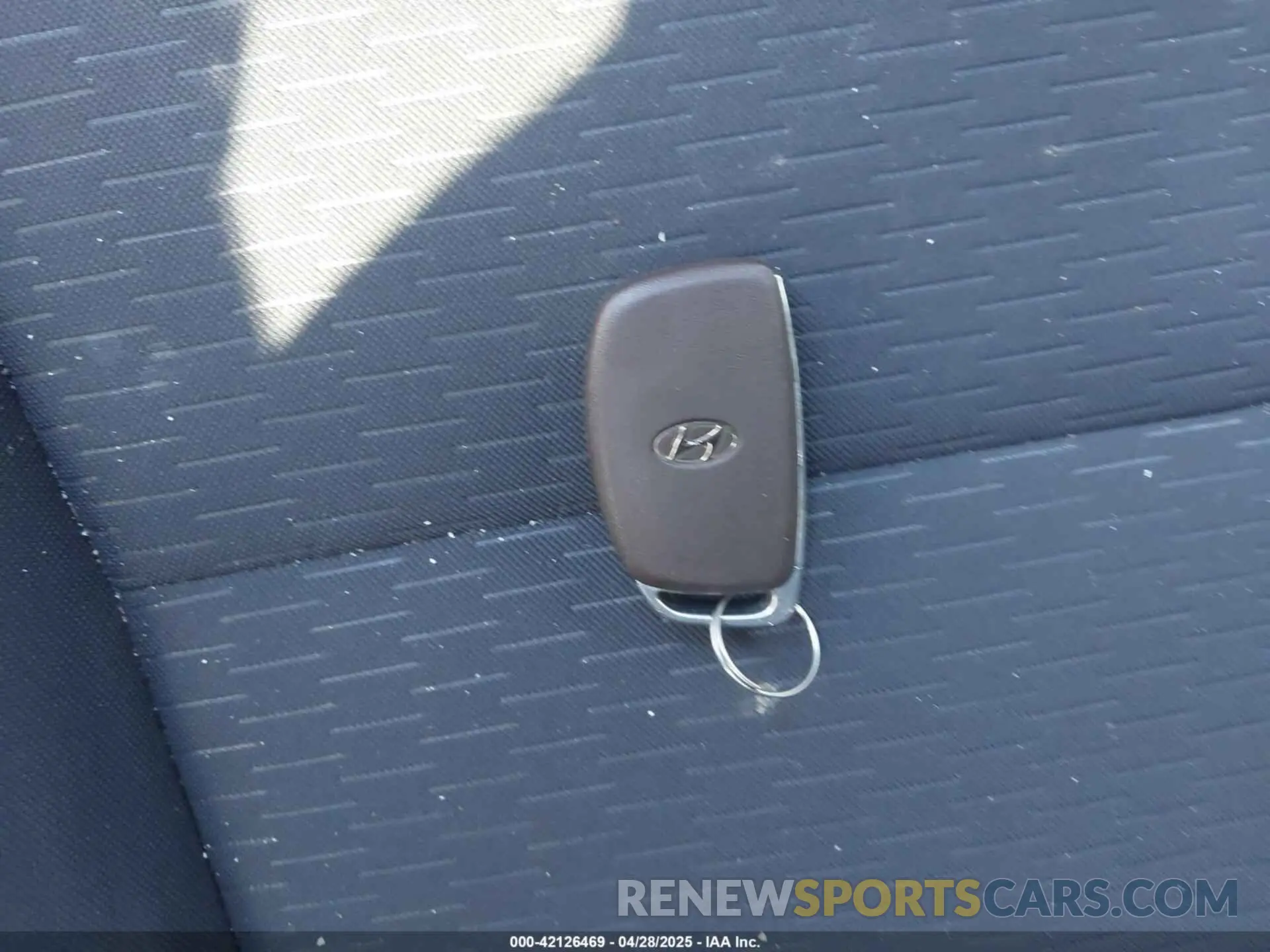 11 Photograph of a damaged car KM8J3CAL4KU959009 HYUNDAI TUCSON 2019