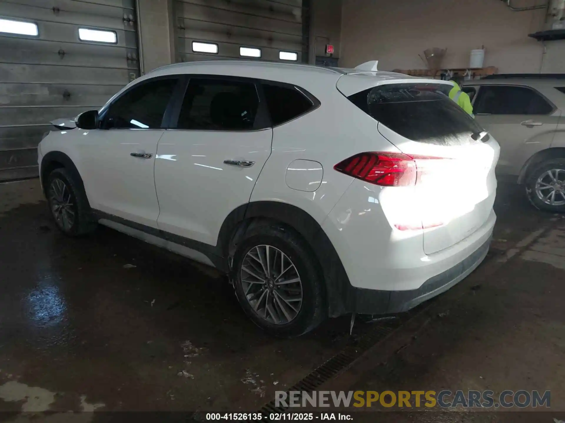 3 Photograph of a damaged car KM8J3CAL4KU991670 HYUNDAI TUCSON 2019