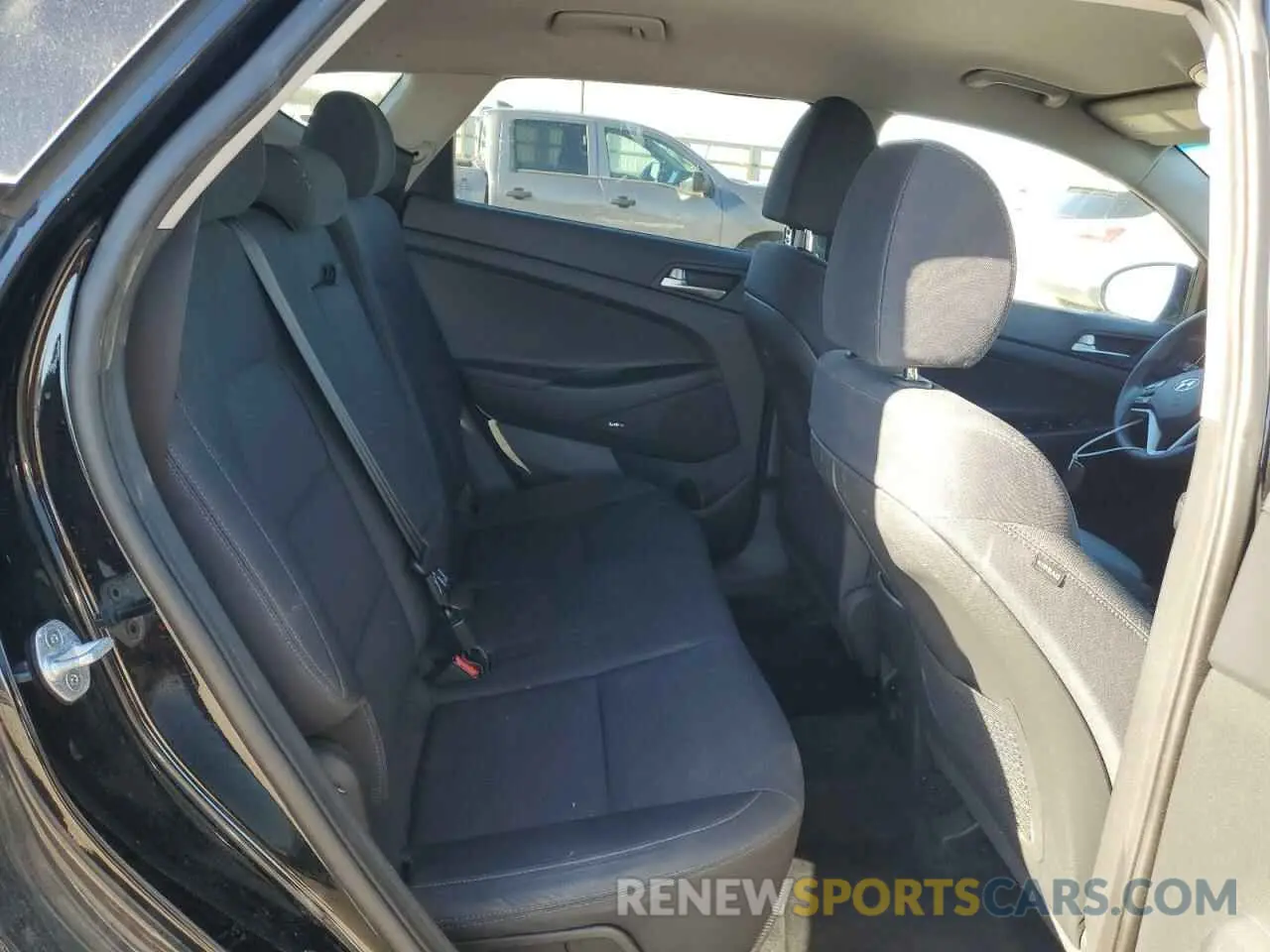 11 Photograph of a damaged car KM8J3CAL6KU047045 HYUNDAI TUCSON 2019