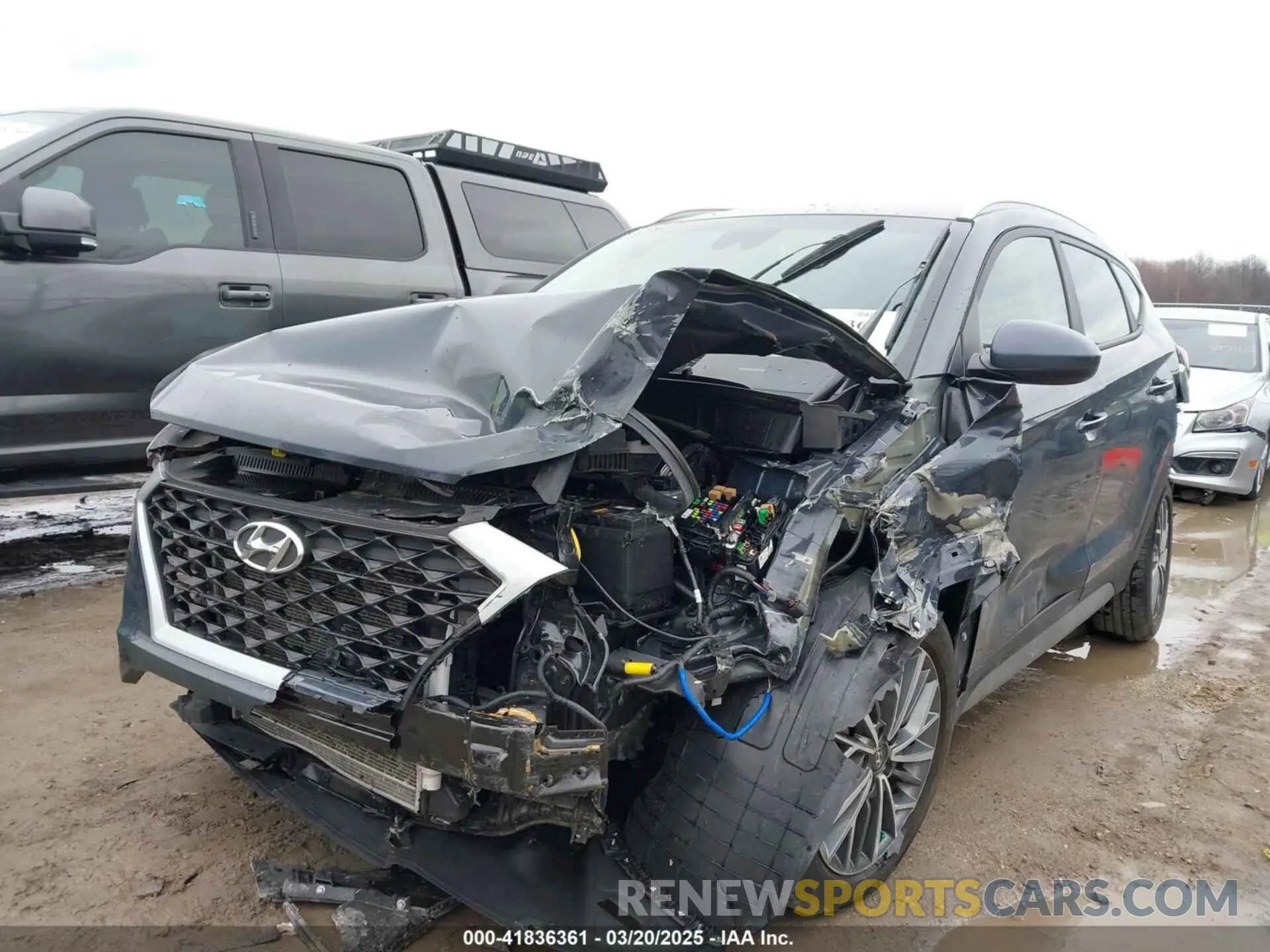 2 Photograph of a damaged car KM8J3CAL7KU076246 HYUNDAI TUCSON 2019