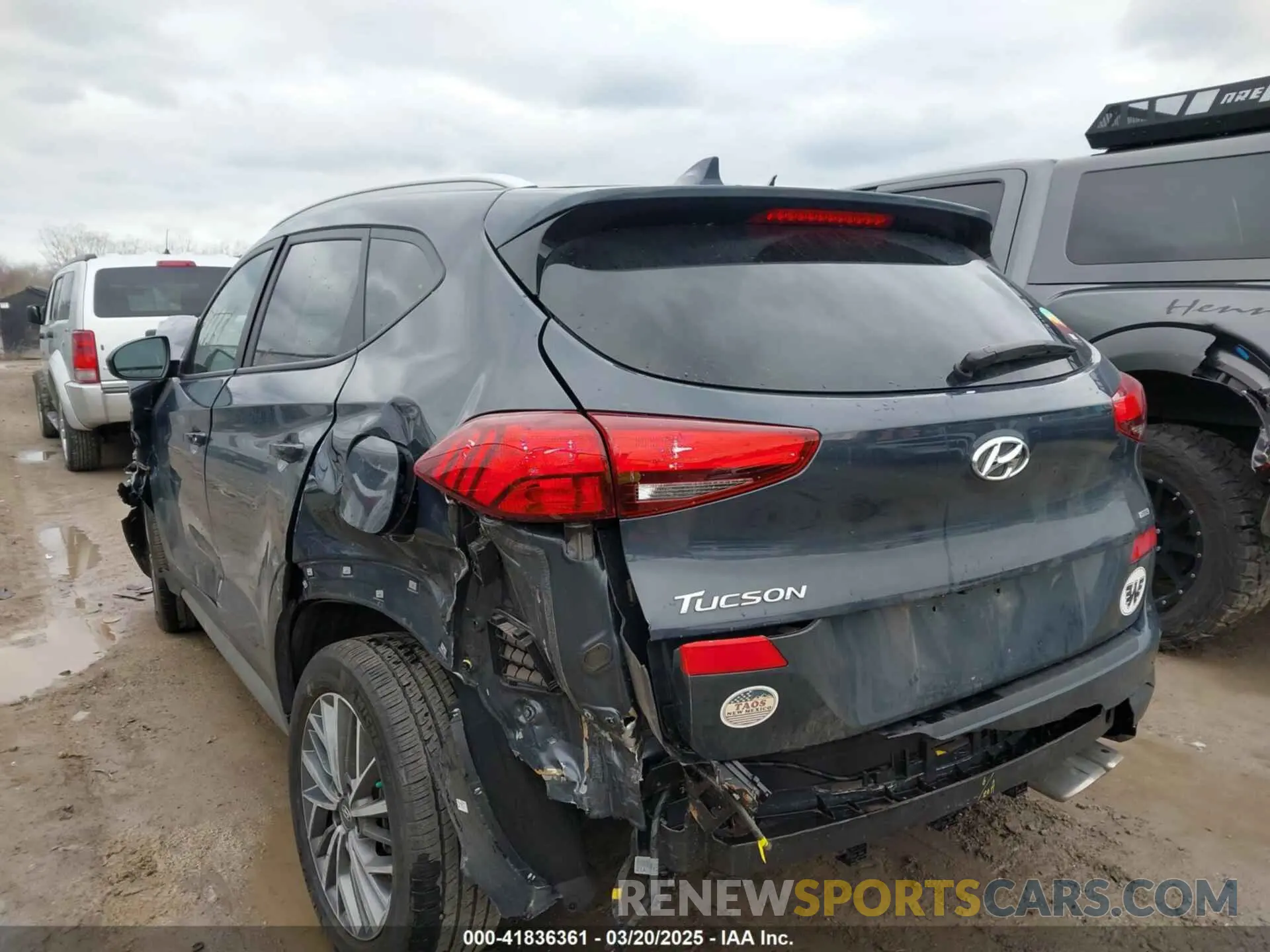 3 Photograph of a damaged car KM8J3CAL7KU076246 HYUNDAI TUCSON 2019