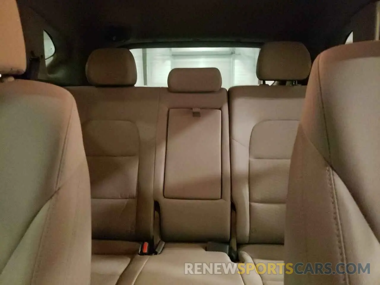 10 Photograph of a damaged car KM8J3CAL7KU845957 HYUNDAI TUCSON 2019