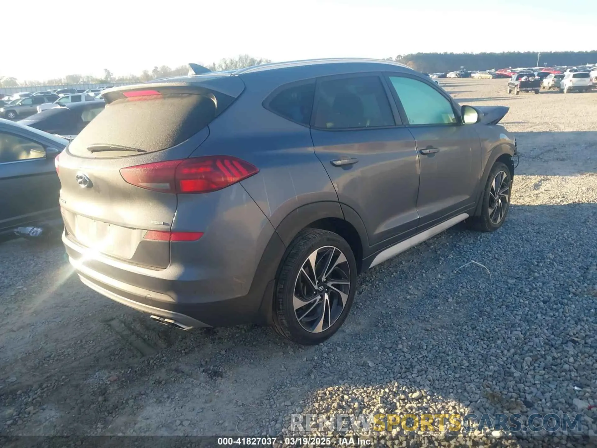 4 Photograph of a damaged car KM8J3CAL9KU022298 HYUNDAI TUCSON 2019