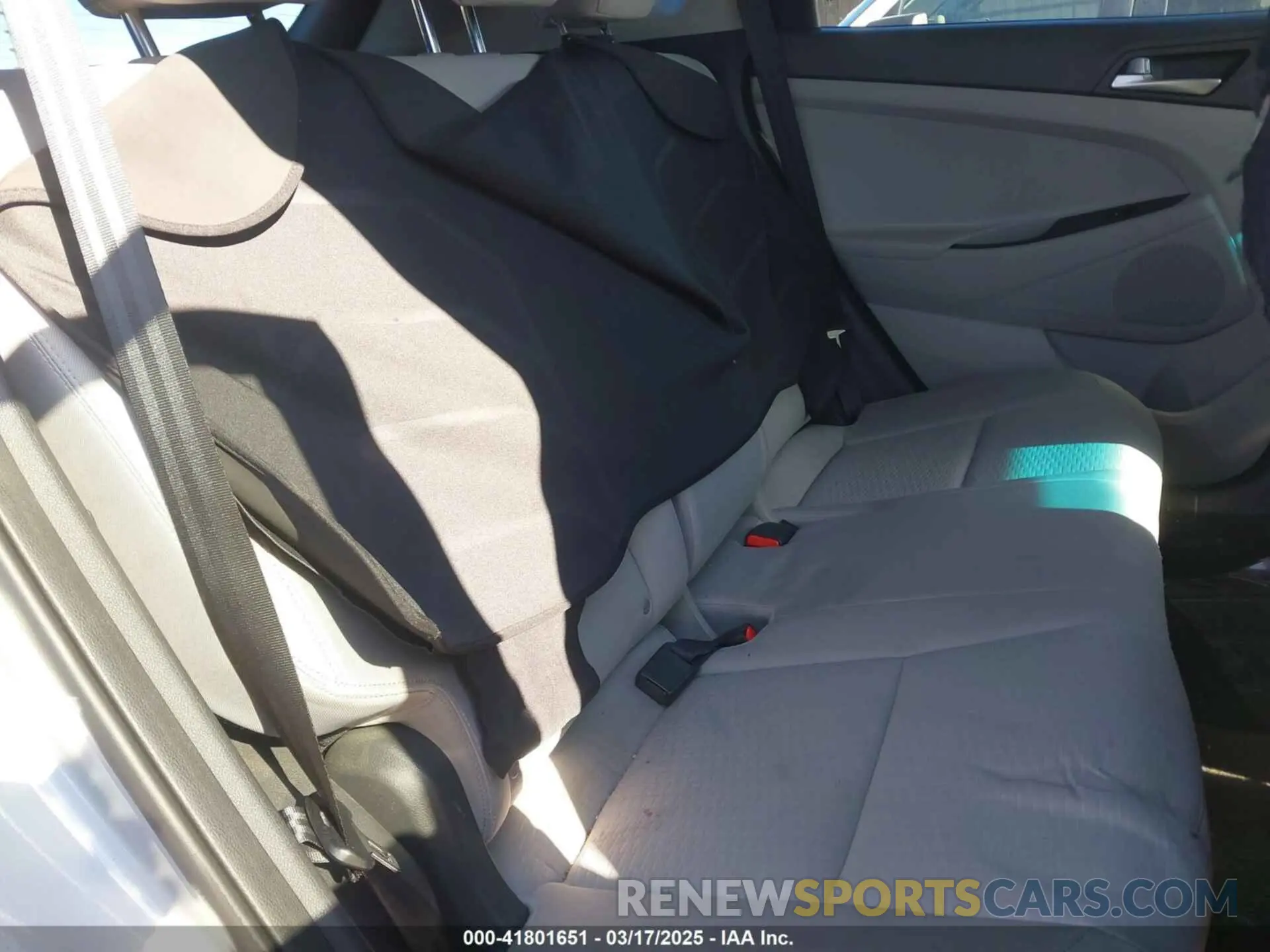 8 Photograph of a damaged car KM8J23A43LU235115 HYUNDAI TUCSON 2020