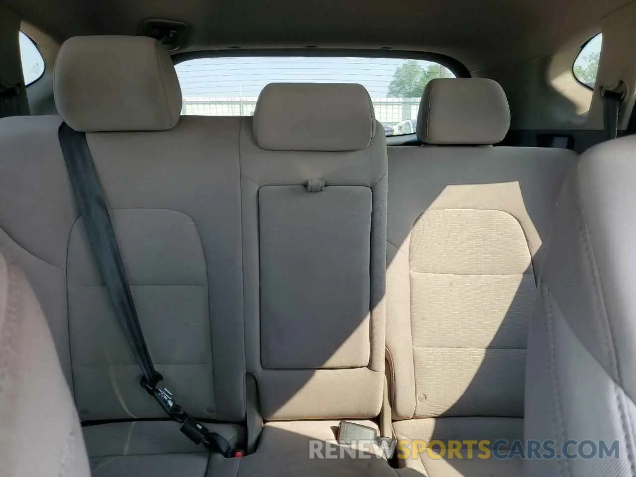10 Photograph of a damaged car KM8J23A43LU242369 HYUNDAI TUCSON 2020