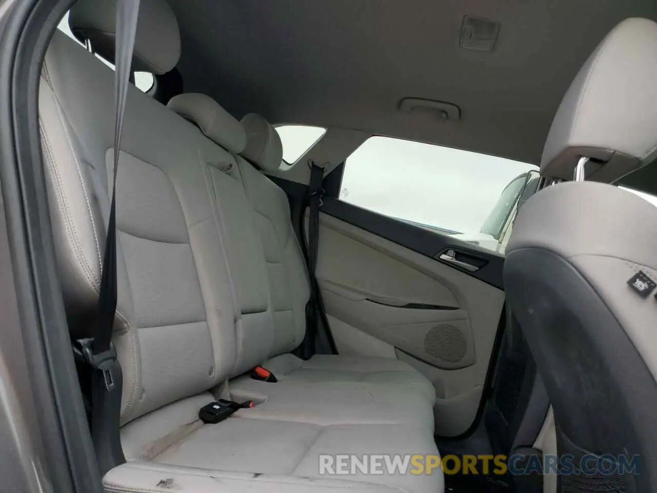 11 Photograph of a damaged car KM8J23A47LU083159 HYUNDAI TUCSON 2020