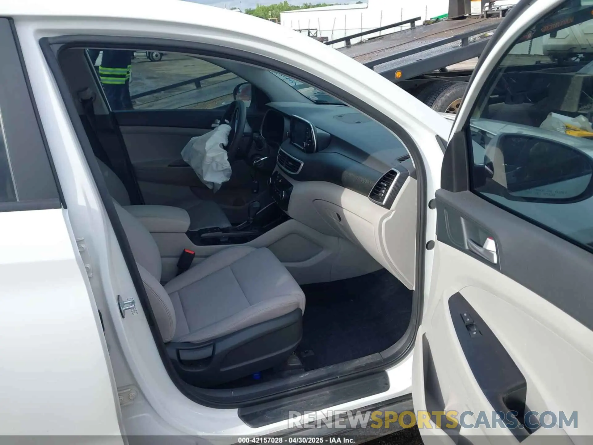 5 Photograph of a damaged car KM8J23A47LU097546 HYUNDAI TUCSON 2020