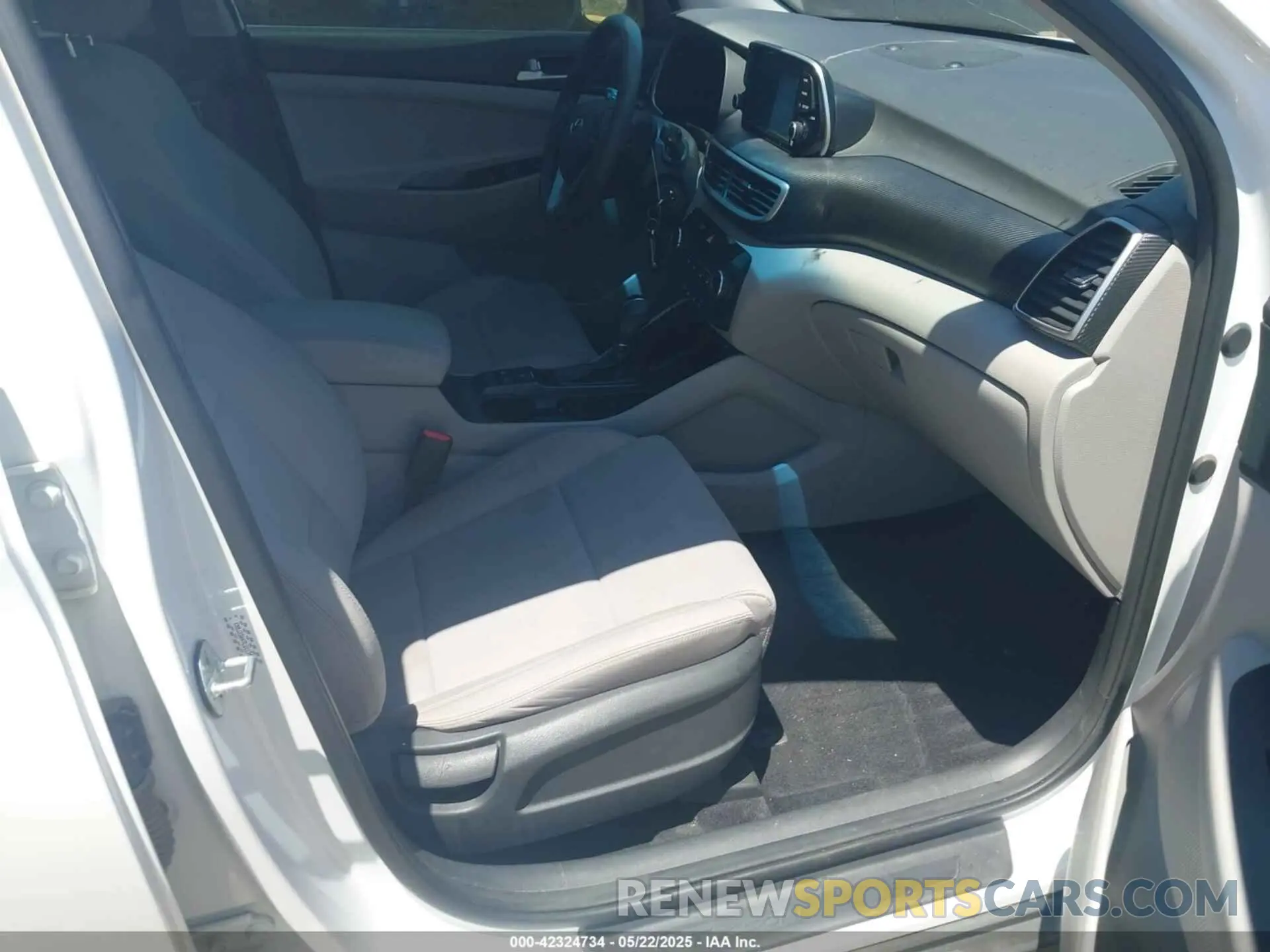 5 Photograph of a damaged car KM8J23A47LU117892 HYUNDAI TUCSON 2020
