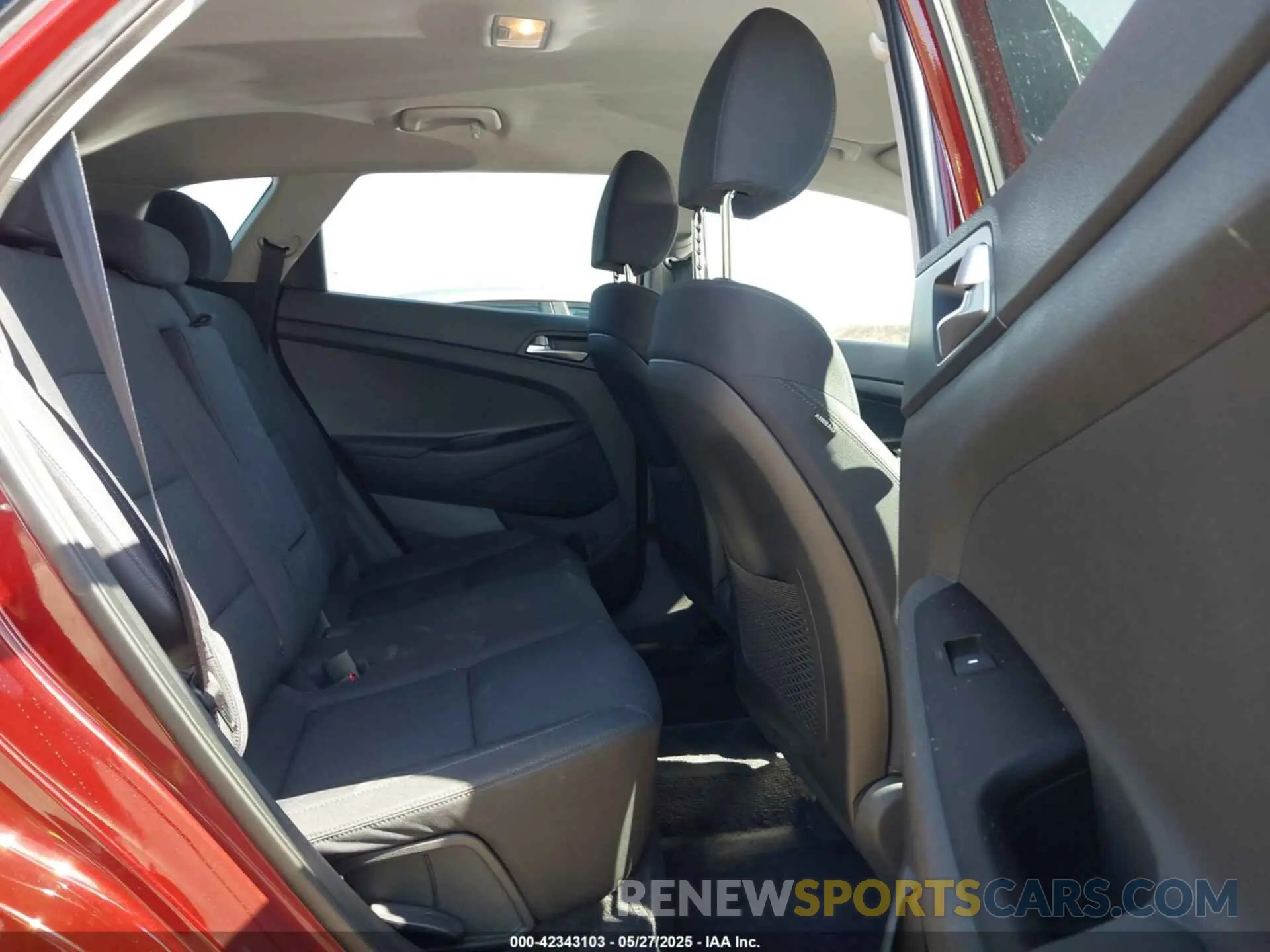 8 Photograph of a damaged car KM8J23A4XLU095595 HYUNDAI TUCSON 2020