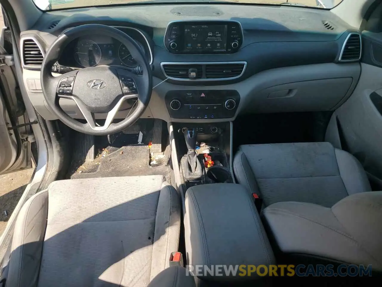 8 Photograph of a damaged car KM8J2CA40LU133609 HYUNDAI TUCSON 2020