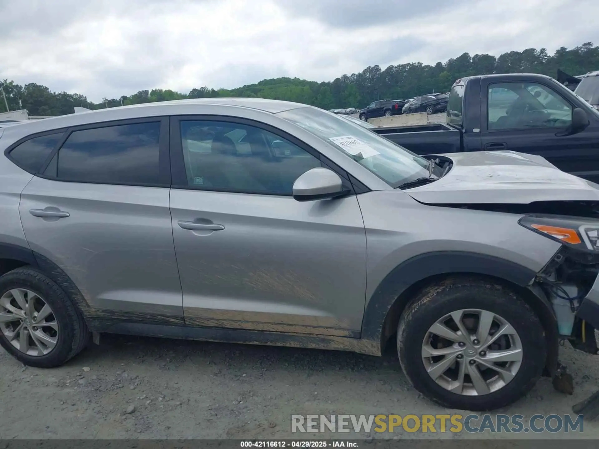 13 Photograph of a damaged car KM8J2CA40LU175326 HYUNDAI TUCSON 2020