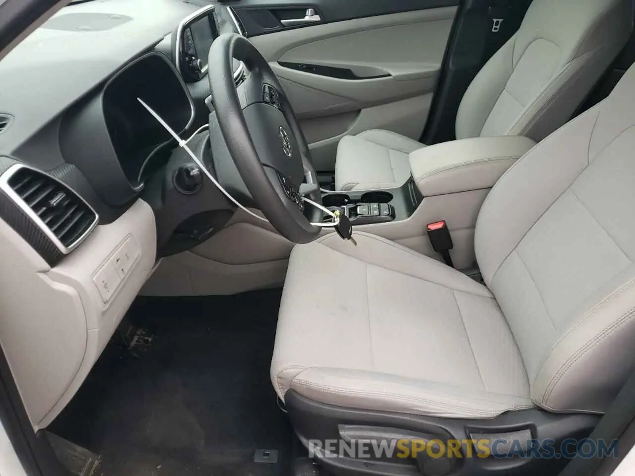 7 Photograph of a damaged car KM8J2CA41LU075901 HYUNDAI TUCSON 2020