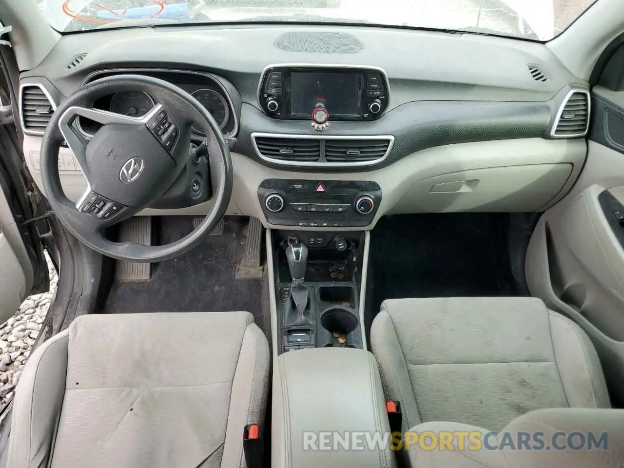 8 Photograph of a damaged car KM8J2CA41LU111537 HYUNDAI TUCSON 2020