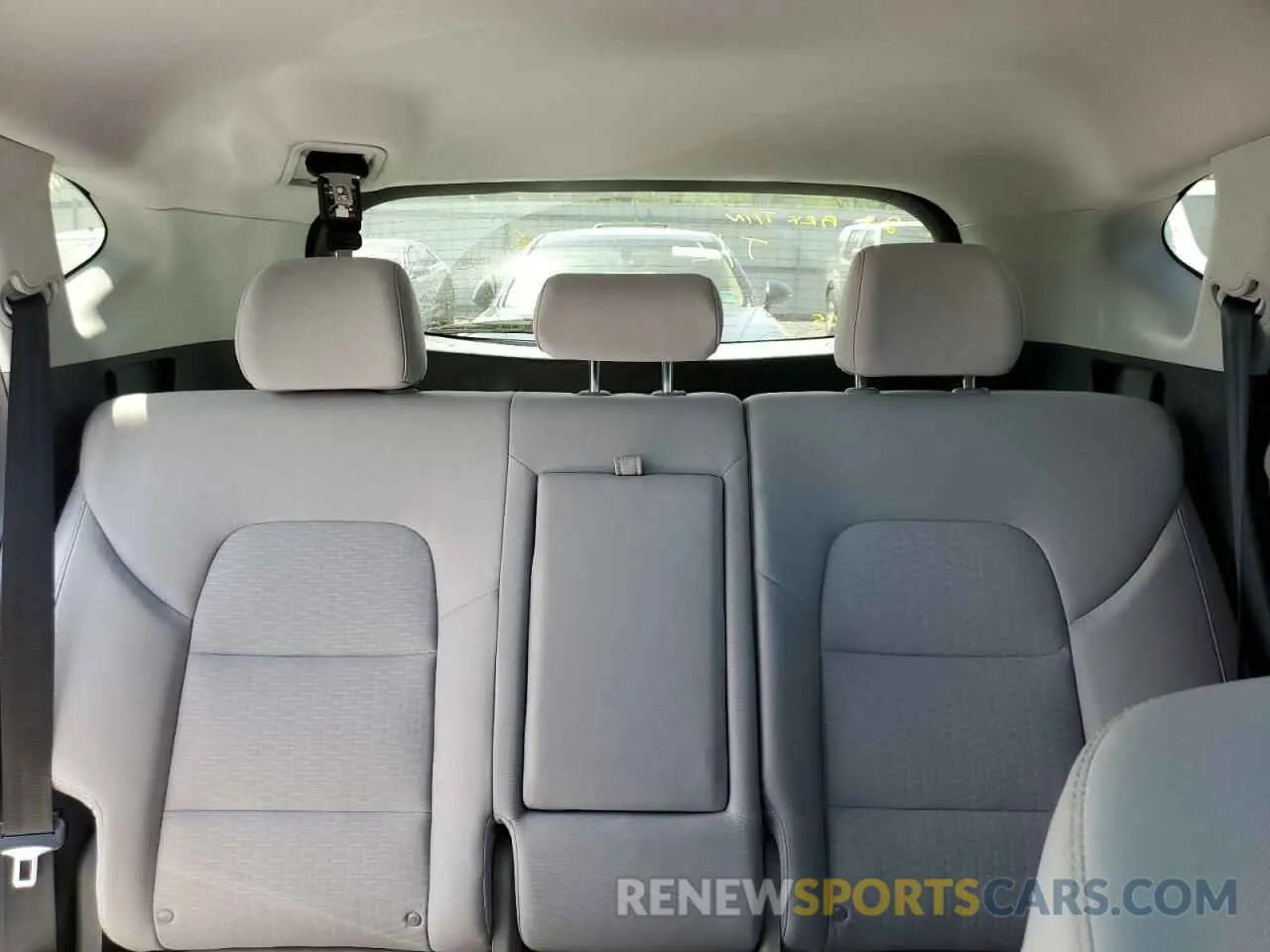 10 Photograph of a damaged car KM8J2CA41LU157465 HYUNDAI TUCSON 2020