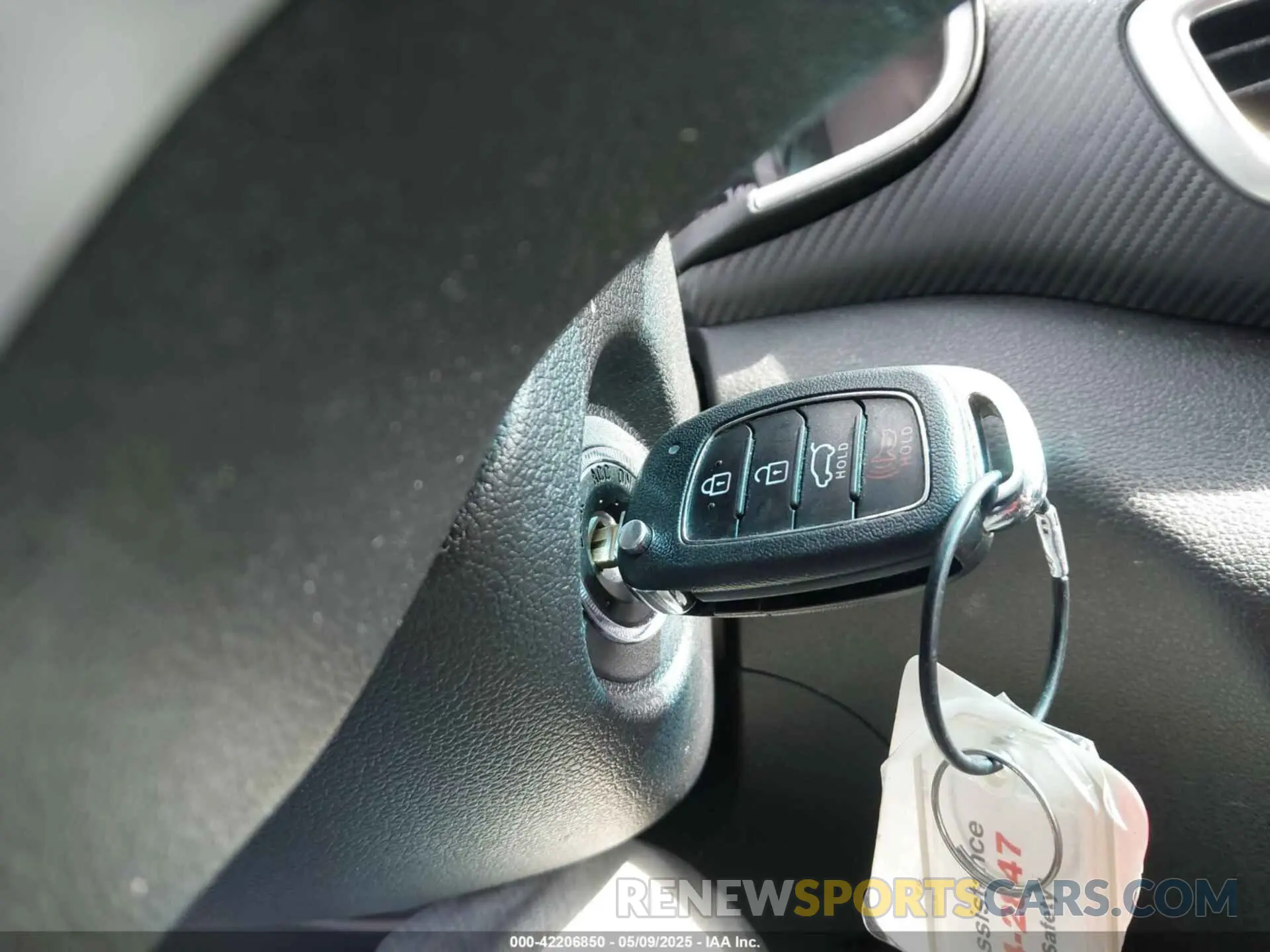 11 Photograph of a damaged car KM8J2CA42LU087393 HYUNDAI TUCSON 2020