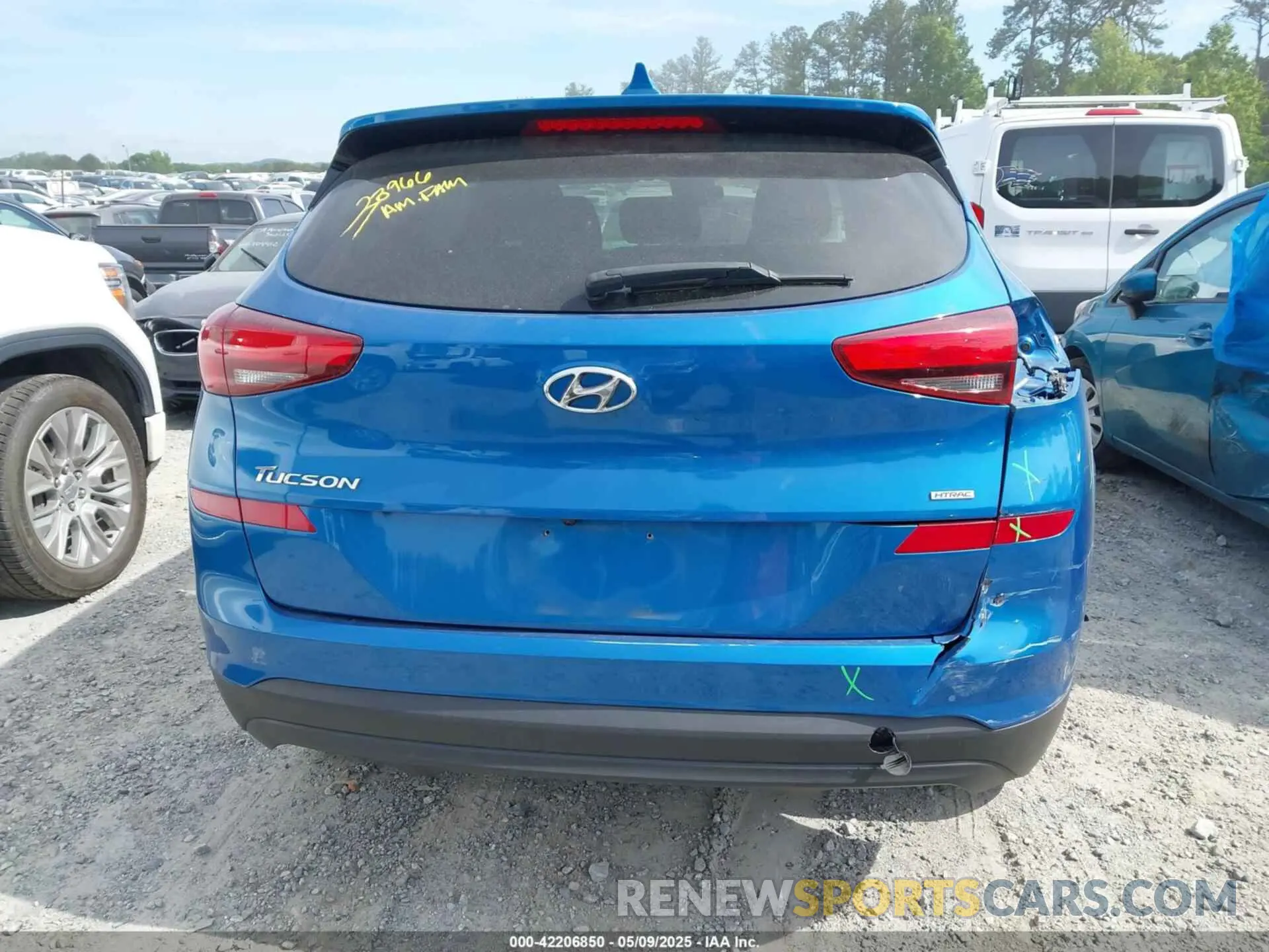 16 Photograph of a damaged car KM8J2CA42LU087393 HYUNDAI TUCSON 2020
