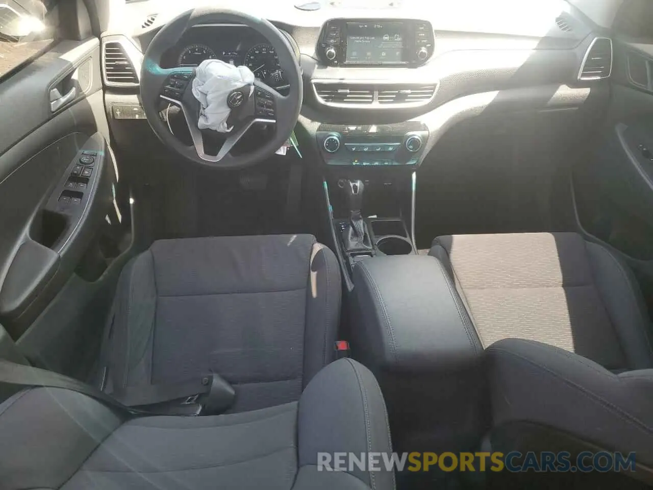 8 Photograph of a damaged car KM8J2CA42LU229600 HYUNDAI TUCSON 2020
