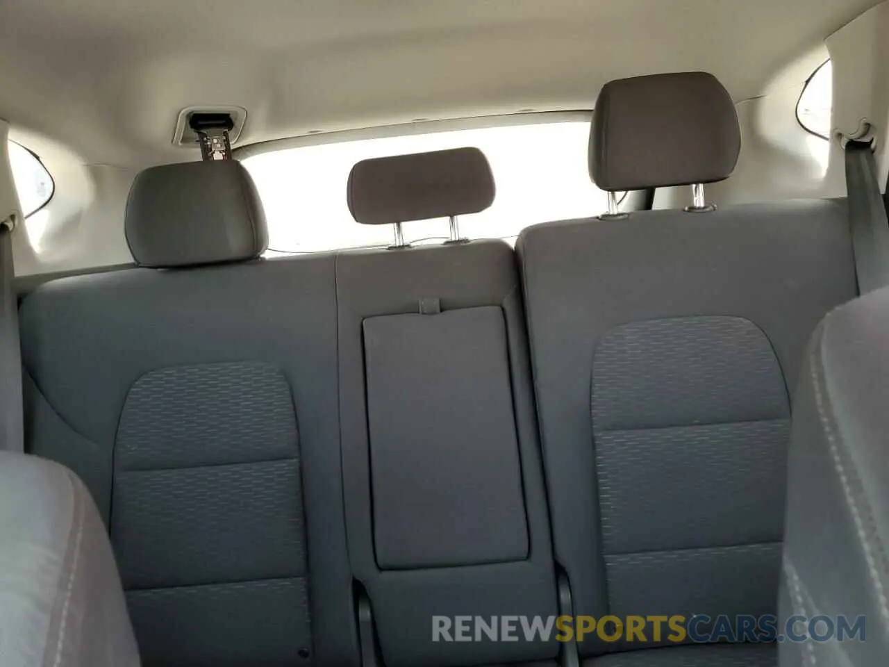 10 Photograph of a damaged car KM8J2CA44LU212376 HYUNDAI TUCSON 2020