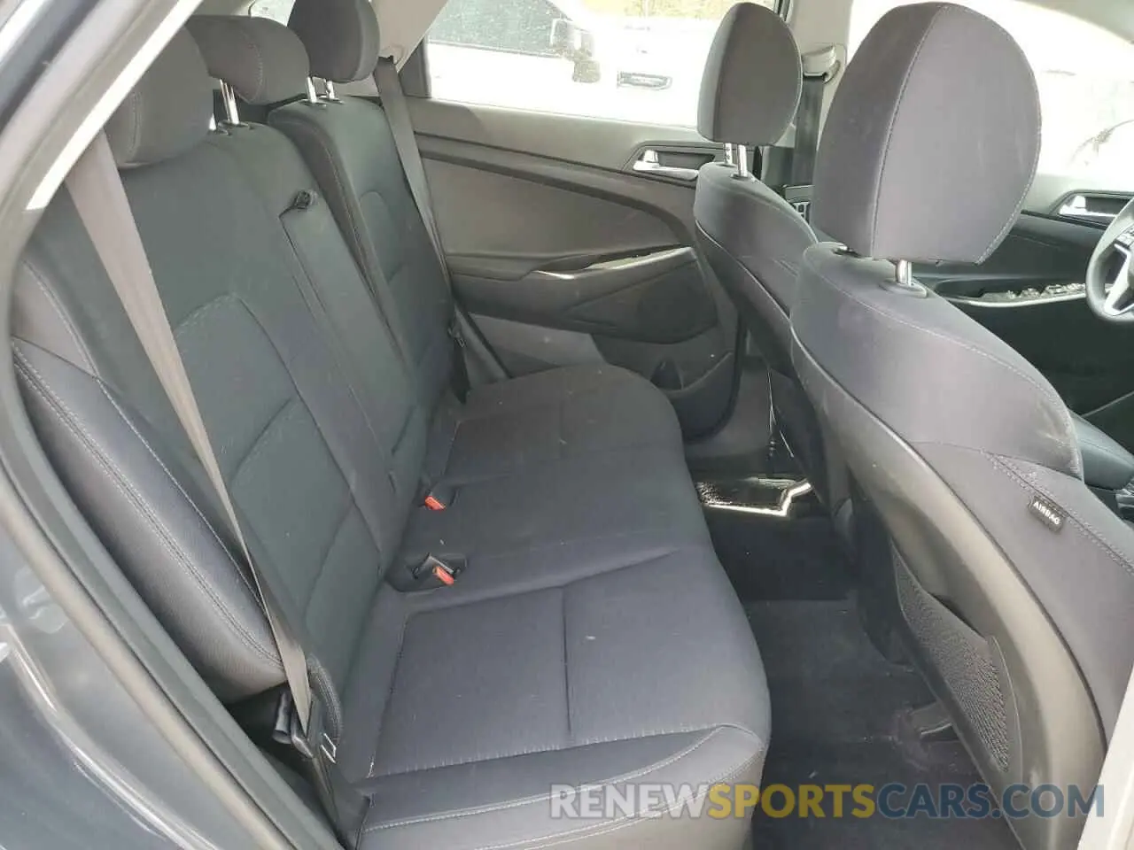 11 Photograph of a damaged car KM8J2CA44LU212376 HYUNDAI TUCSON 2020
