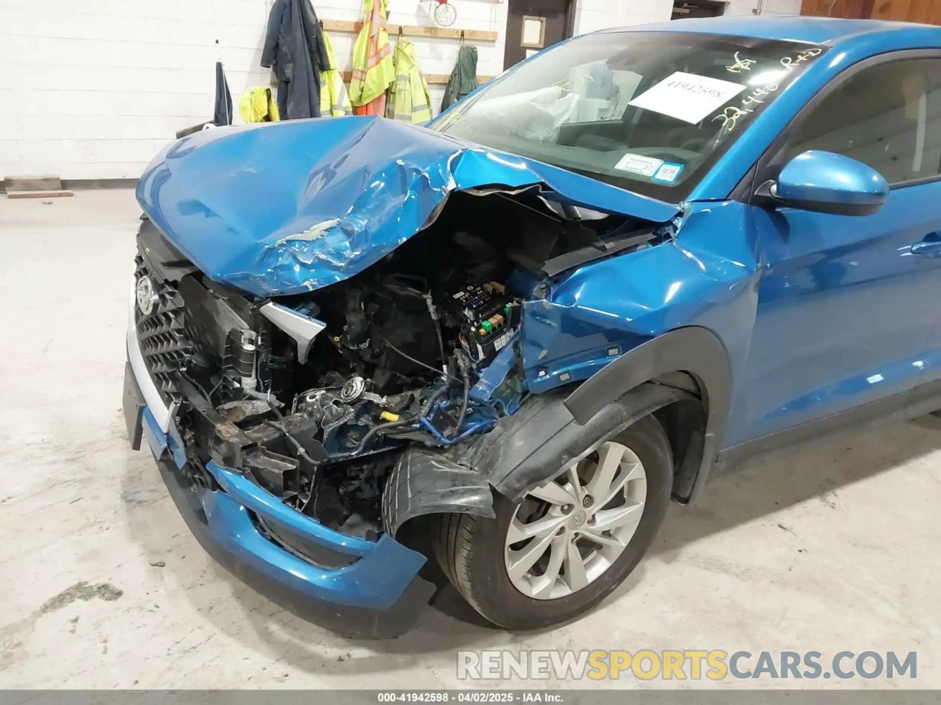 6 Photograph of a damaged car KM8J2CA44LU239822 HYUNDAI TUCSON 2020