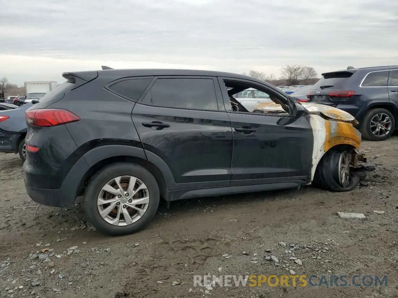 3 Photograph of a damaged car KM8J2CA45LU094418 HYUNDAI TUCSON 2020
