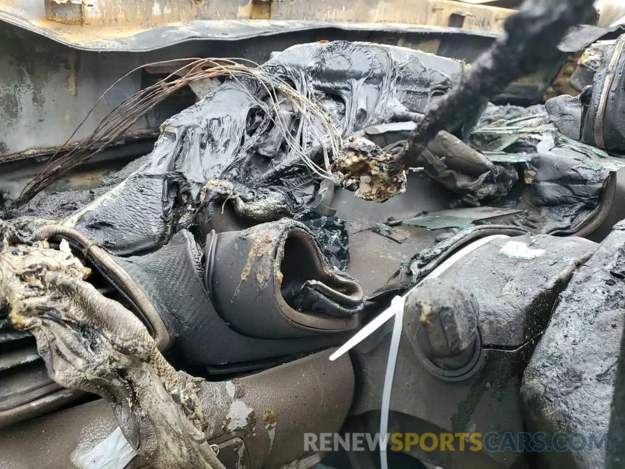9 Photograph of a damaged car KM8J2CA45LU094418 HYUNDAI TUCSON 2020