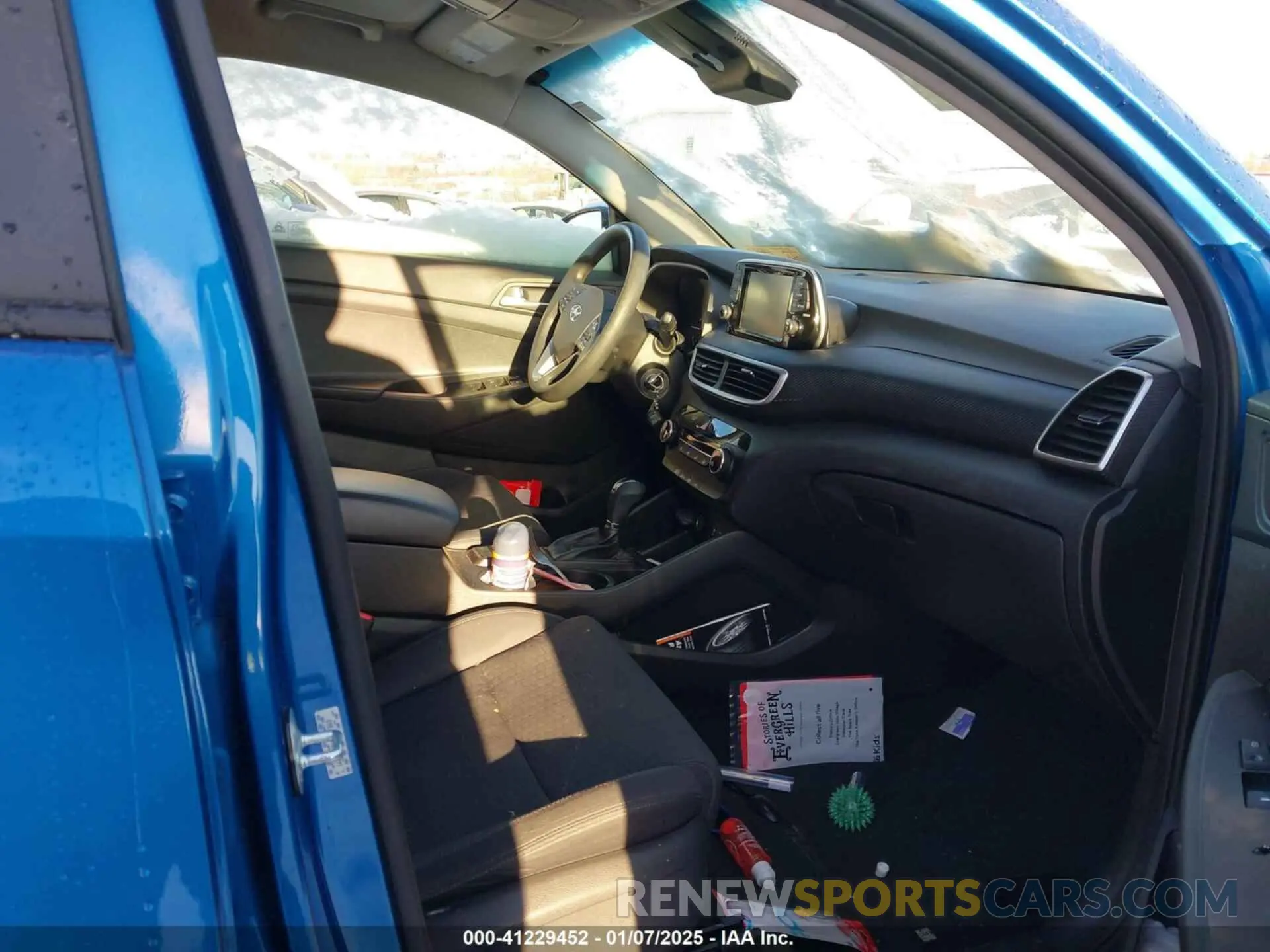 5 Photograph of a damaged car KM8J2CA45LU110777 HYUNDAI TUCSON 2020
