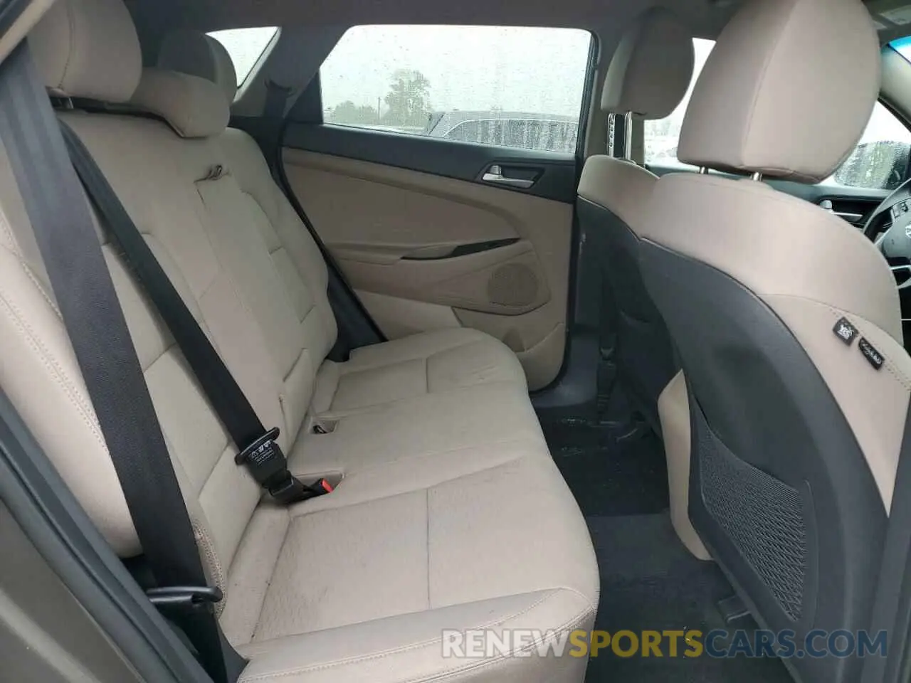 11 Photograph of a damaged car KM8J2CA45LU149918 HYUNDAI TUCSON 2020