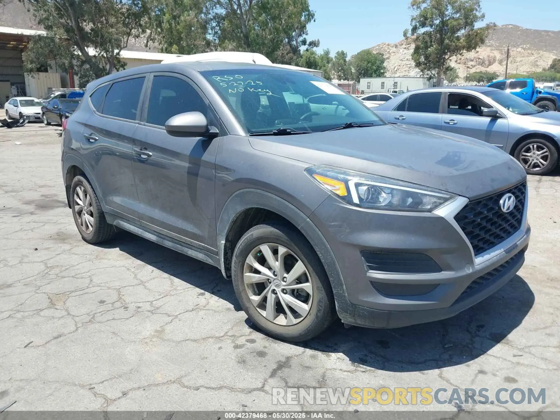 1 Photograph of a damaged car KM8J2CA45LU161809 HYUNDAI TUCSON 2020