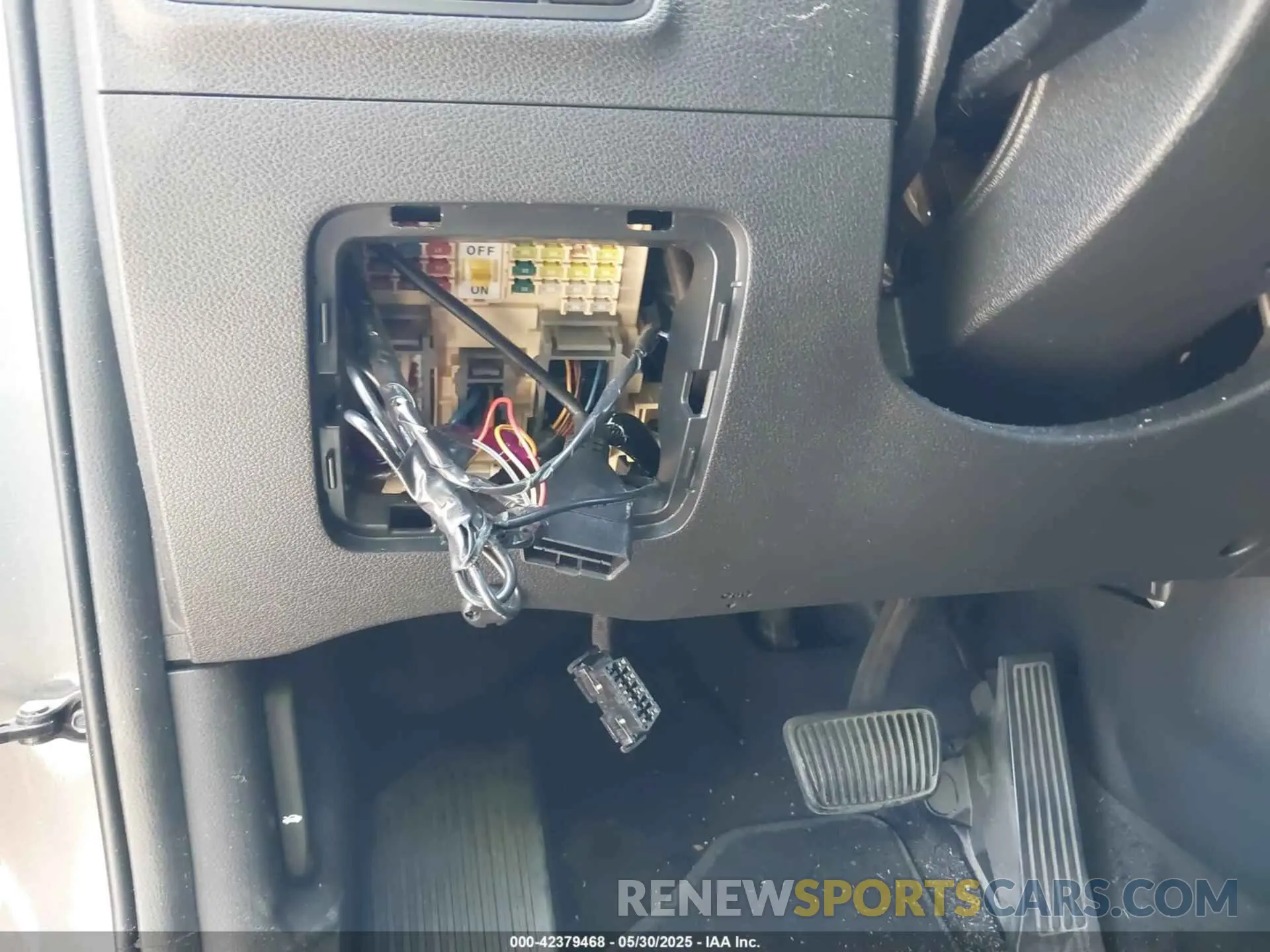 6 Photograph of a damaged car KM8J2CA45LU161809 HYUNDAI TUCSON 2020