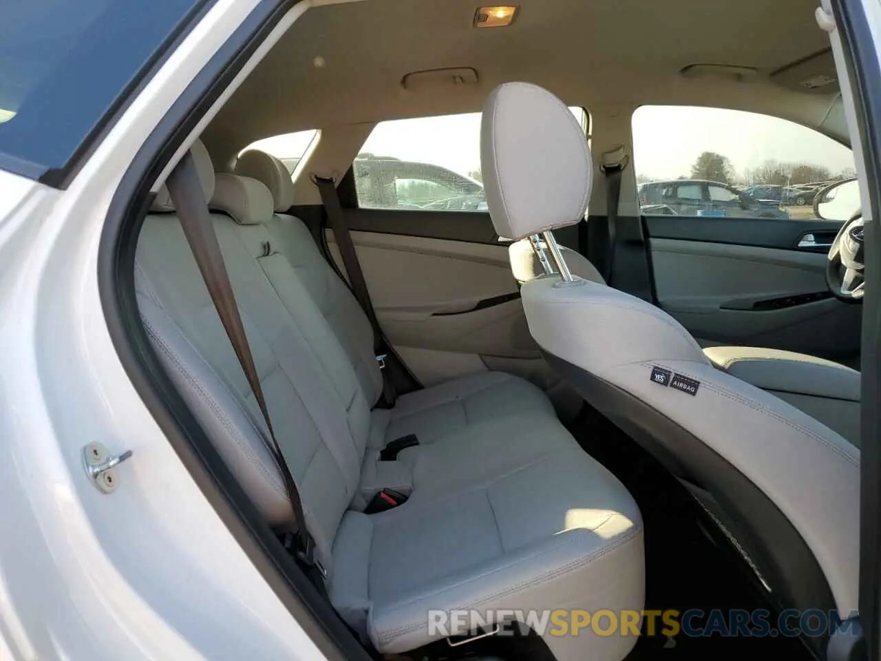 10 Photograph of a damaged car KM8J2CA45LU244611 HYUNDAI TUCSON 2020