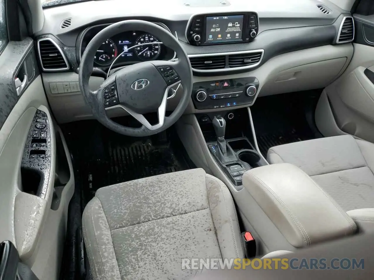 8 Photograph of a damaged car KM8J2CA47LU174917 HYUNDAI TUCSON 2020