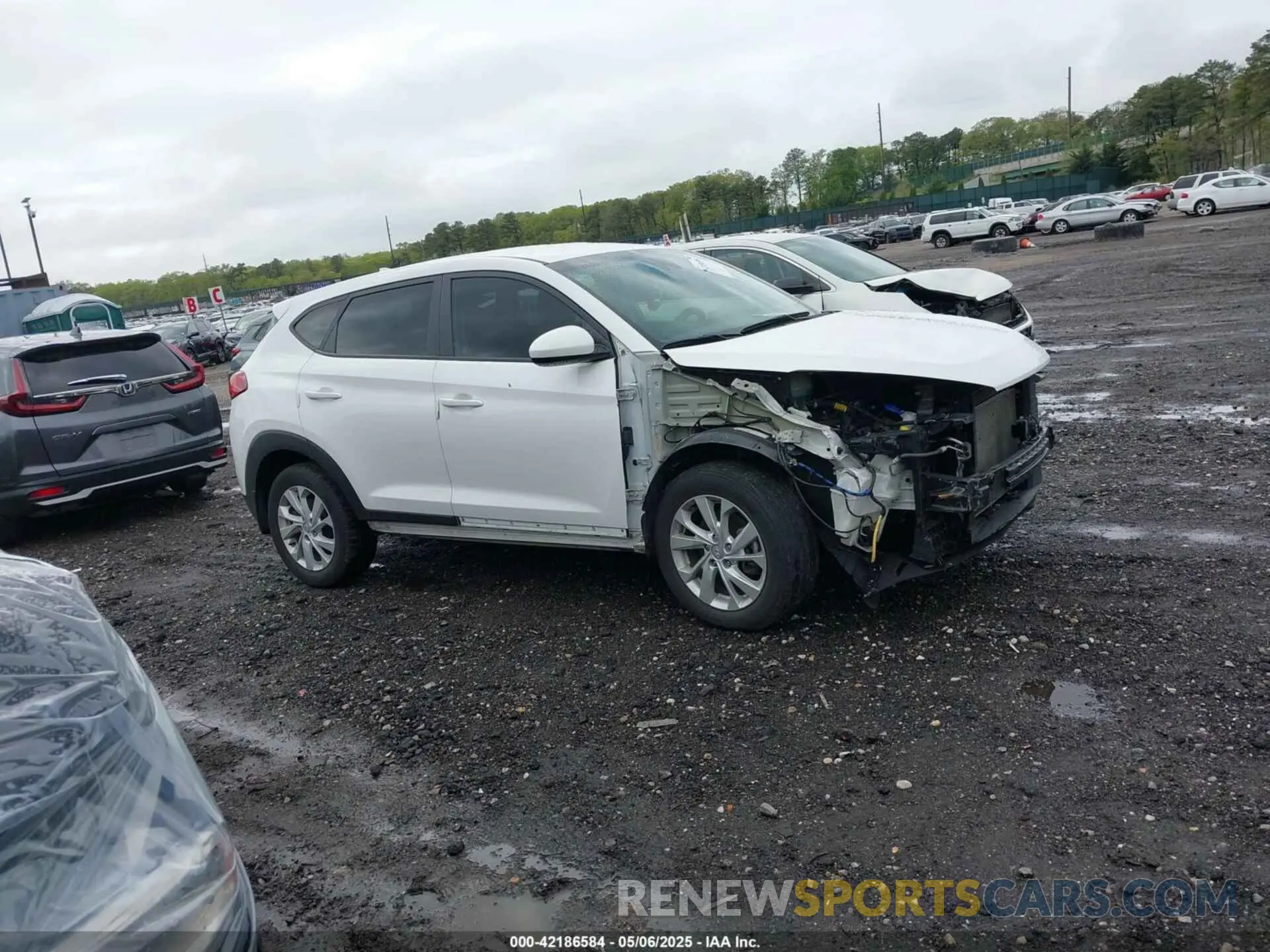 13 Photograph of a damaged car KM8J2CA47LU228667 HYUNDAI TUCSON 2020
