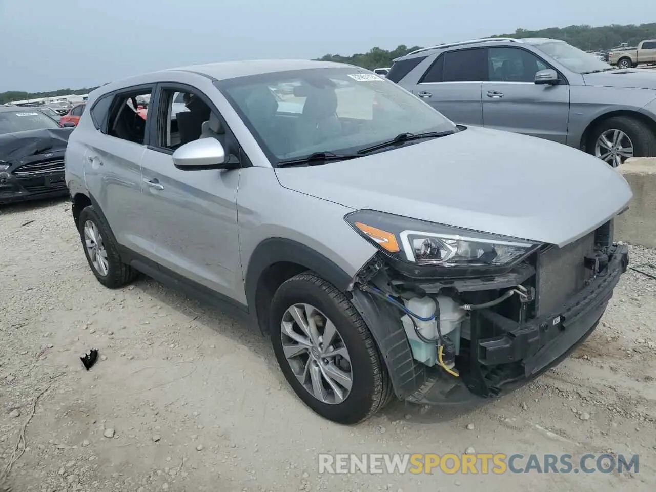 4 Photograph of a damaged car KM8J2CA48LU131588 HYUNDAI TUCSON 2020