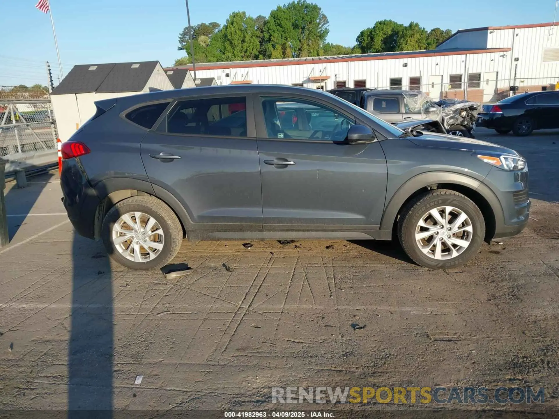 13 Photograph of a damaged car KM8J2CA48LU162243 HYUNDAI TUCSON 2020
