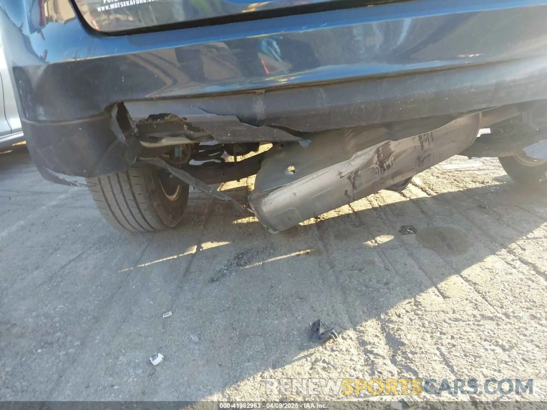 18 Photograph of a damaged car KM8J2CA48LU162243 HYUNDAI TUCSON 2020