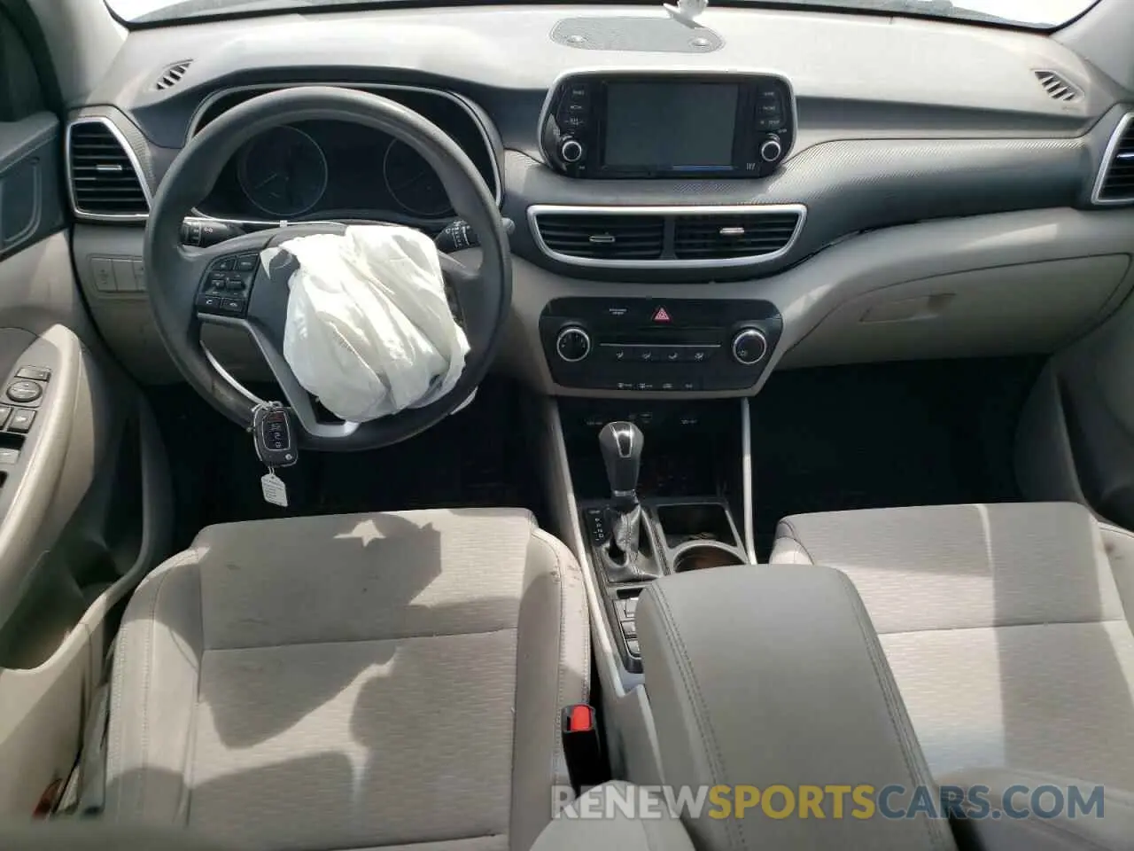 8 Photograph of a damaged car KM8J2CA48LU202997 HYUNDAI TUCSON 2020