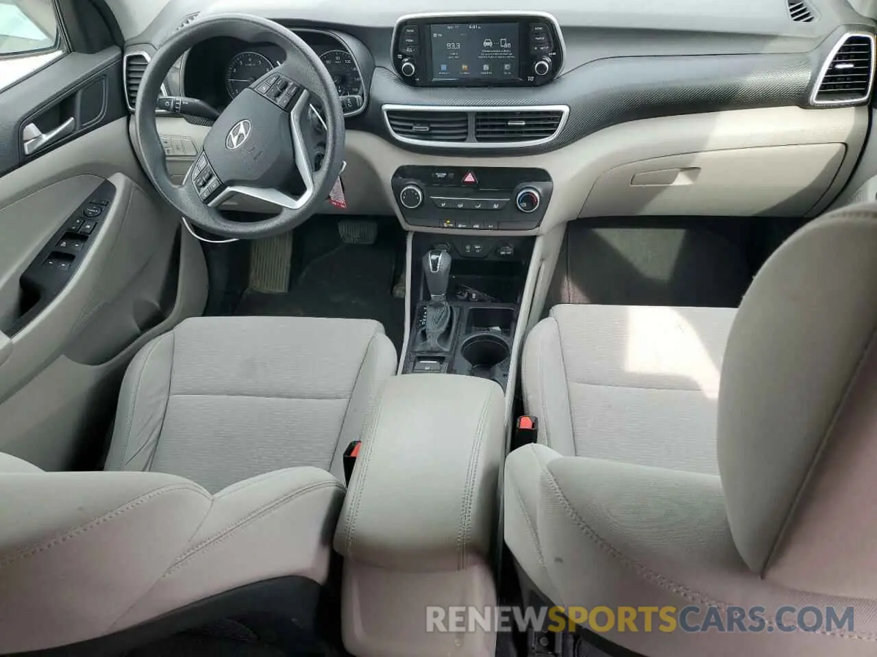 8 Photograph of a damaged car KM8J2CA49LU100432 HYUNDAI TUCSON 2020