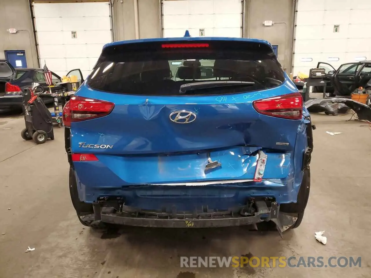 6 Photograph of a damaged car KM8J2CA49LU101712 HYUNDAI TUCSON 2020