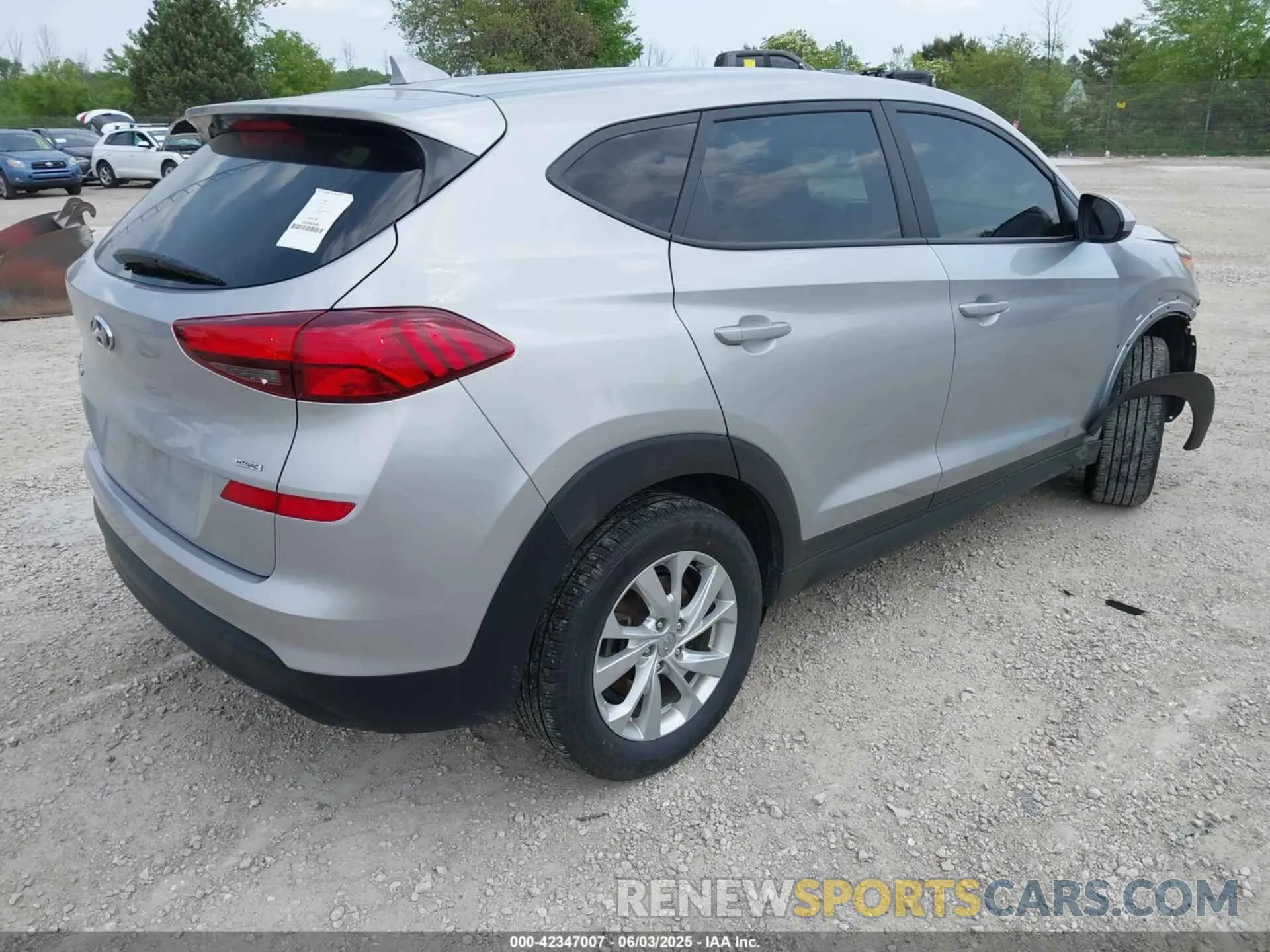 4 Photograph of a damaged car KM8J2CA49LU105890 HYUNDAI TUCSON 2020