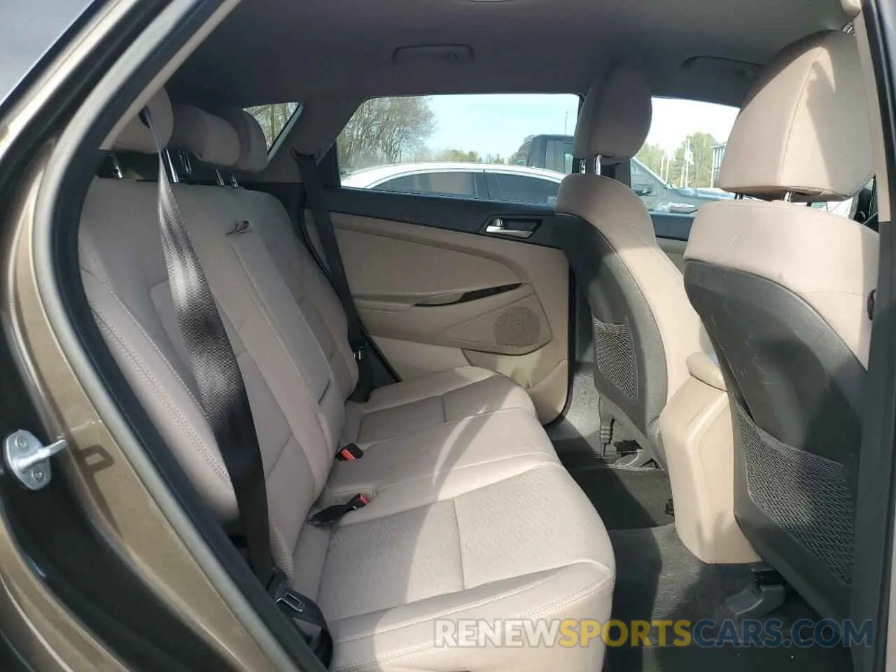 11 Photograph of a damaged car KM8J2CA49LU149792 HYUNDAI TUCSON 2020