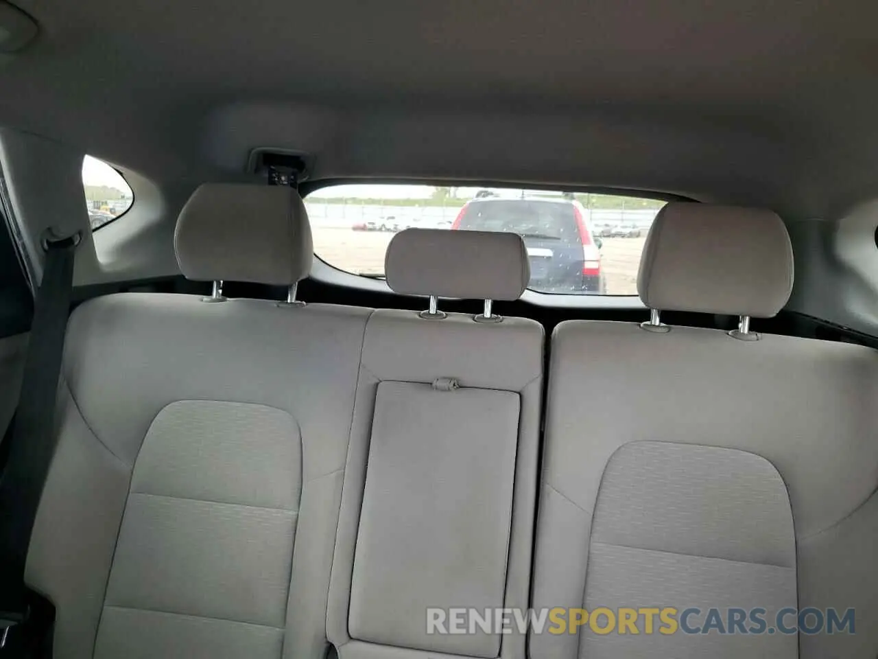 10 Photograph of a damaged car KM8J2CA49LU204466 HYUNDAI TUCSON 2020