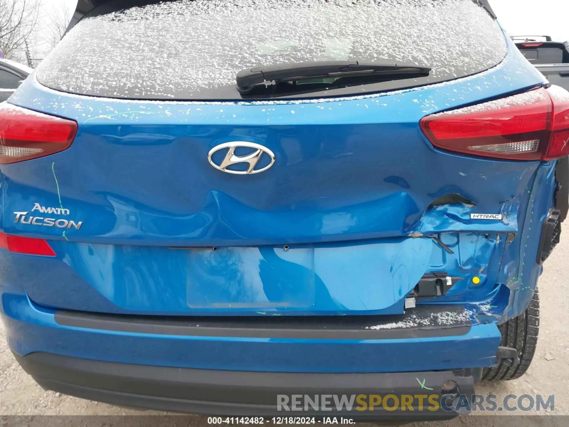 17 Photograph of a damaged car KM8J2CA4XLU132483 HYUNDAI TUCSON 2020